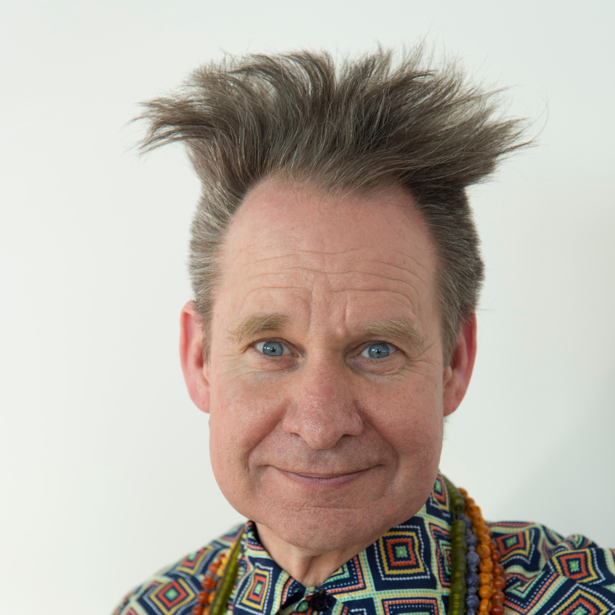 Headshot of Peter Sellars